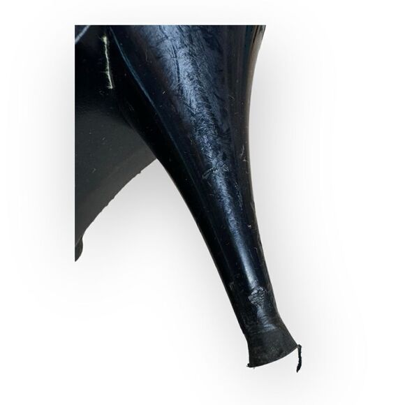 Chanel Patent Leather Lasercut Booties 37.5 - Picture 12 of 14